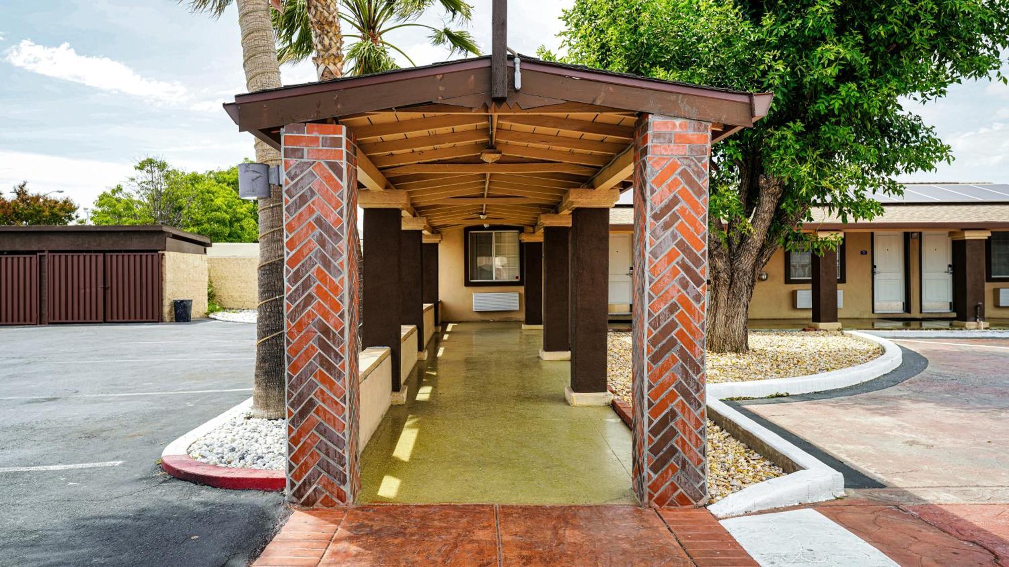 Americas Best Value Inn, אנטיוך מראה חיצוני תמונה