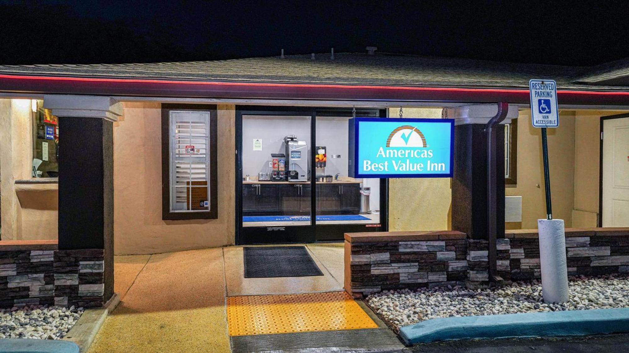 Americas Best Value Inn, אנטיוך מראה חיצוני תמונה
