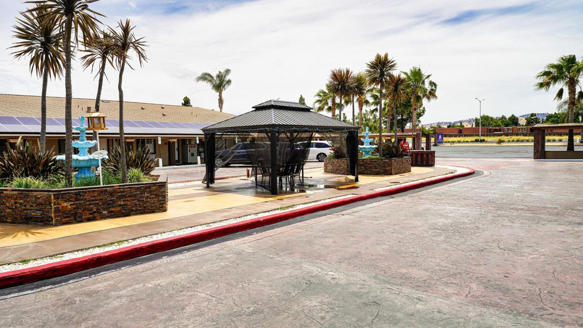 Americas Best Value Inn, אנטיוך מראה חיצוני תמונה