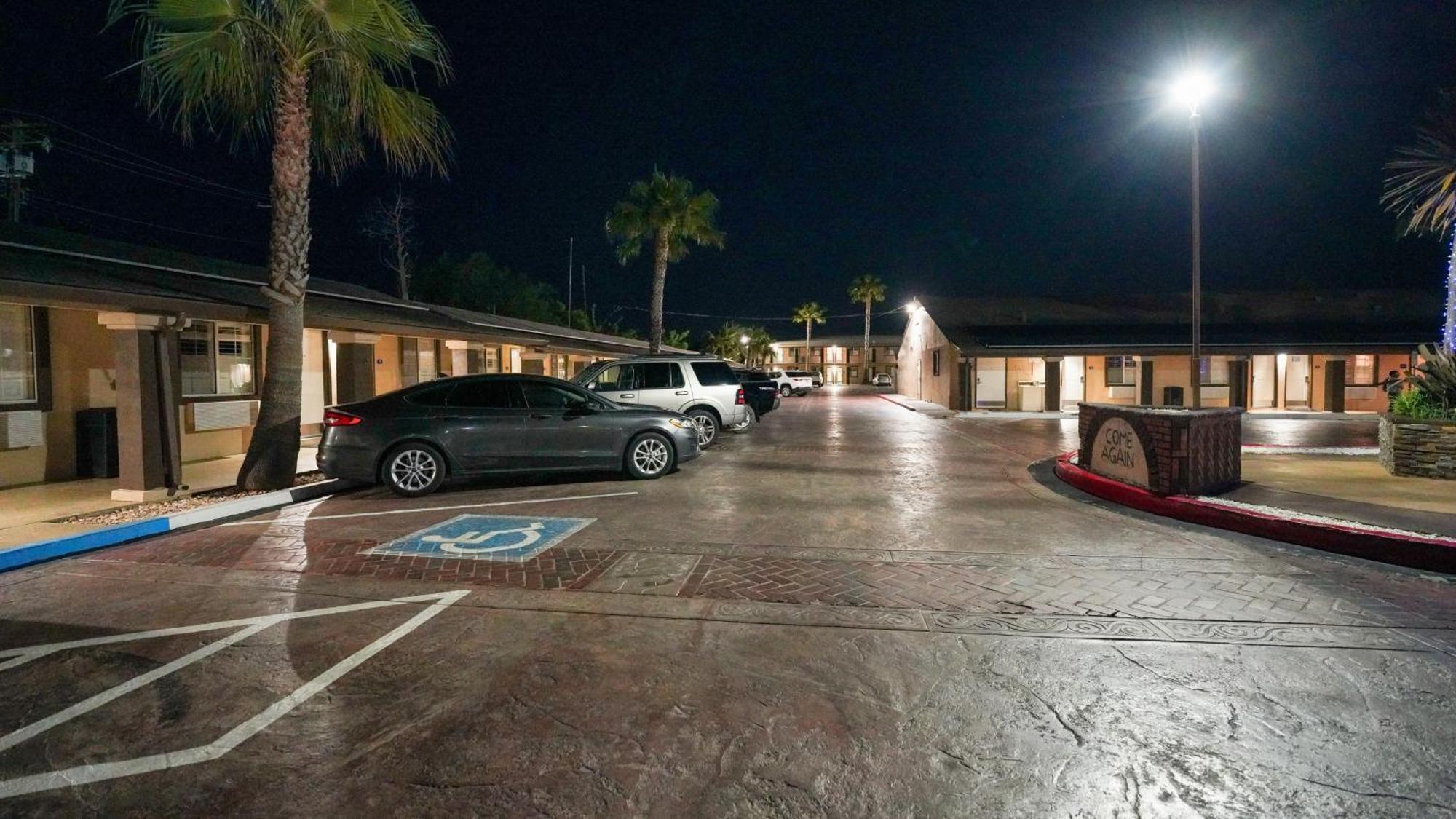 Americas Best Value Inn, אנטיוך מראה חיצוני תמונה