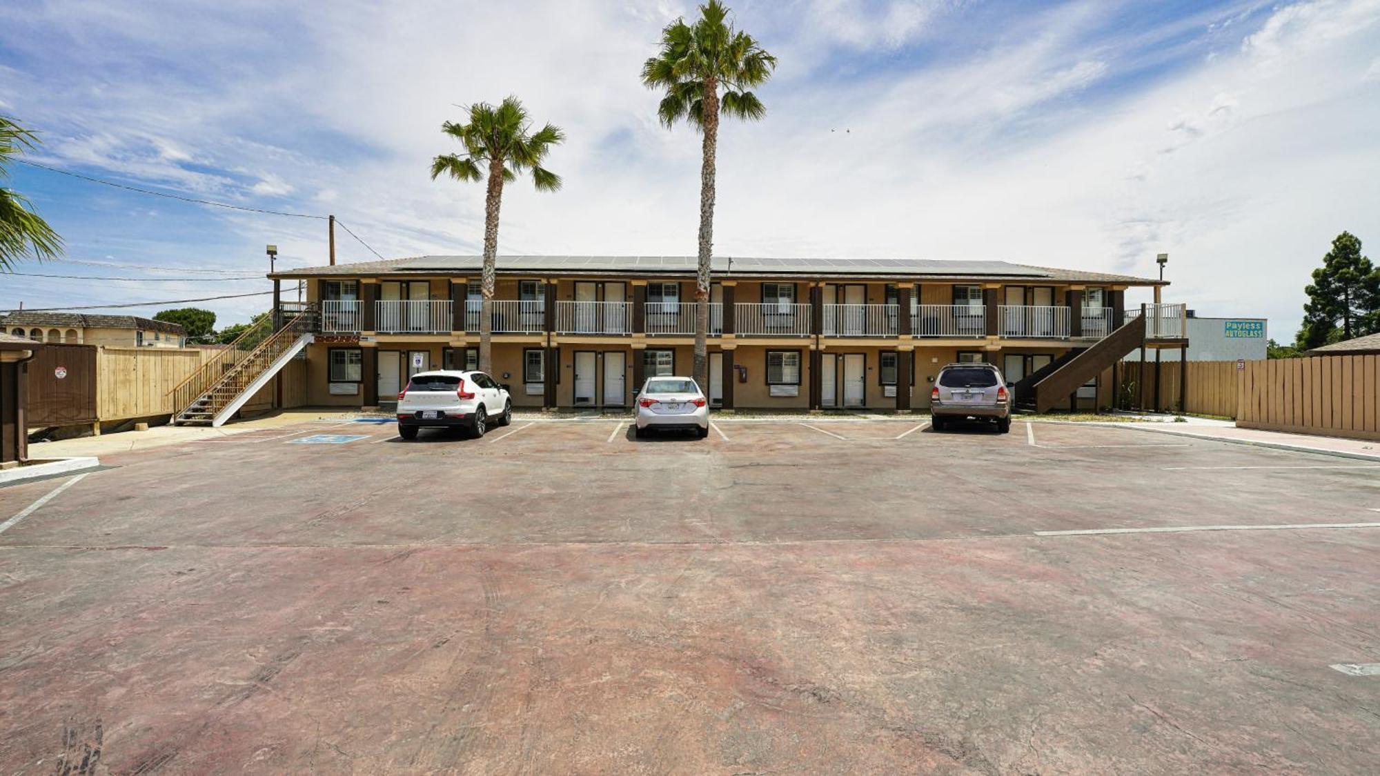 Americas Best Value Inn, אנטיוך מראה חיצוני תמונה