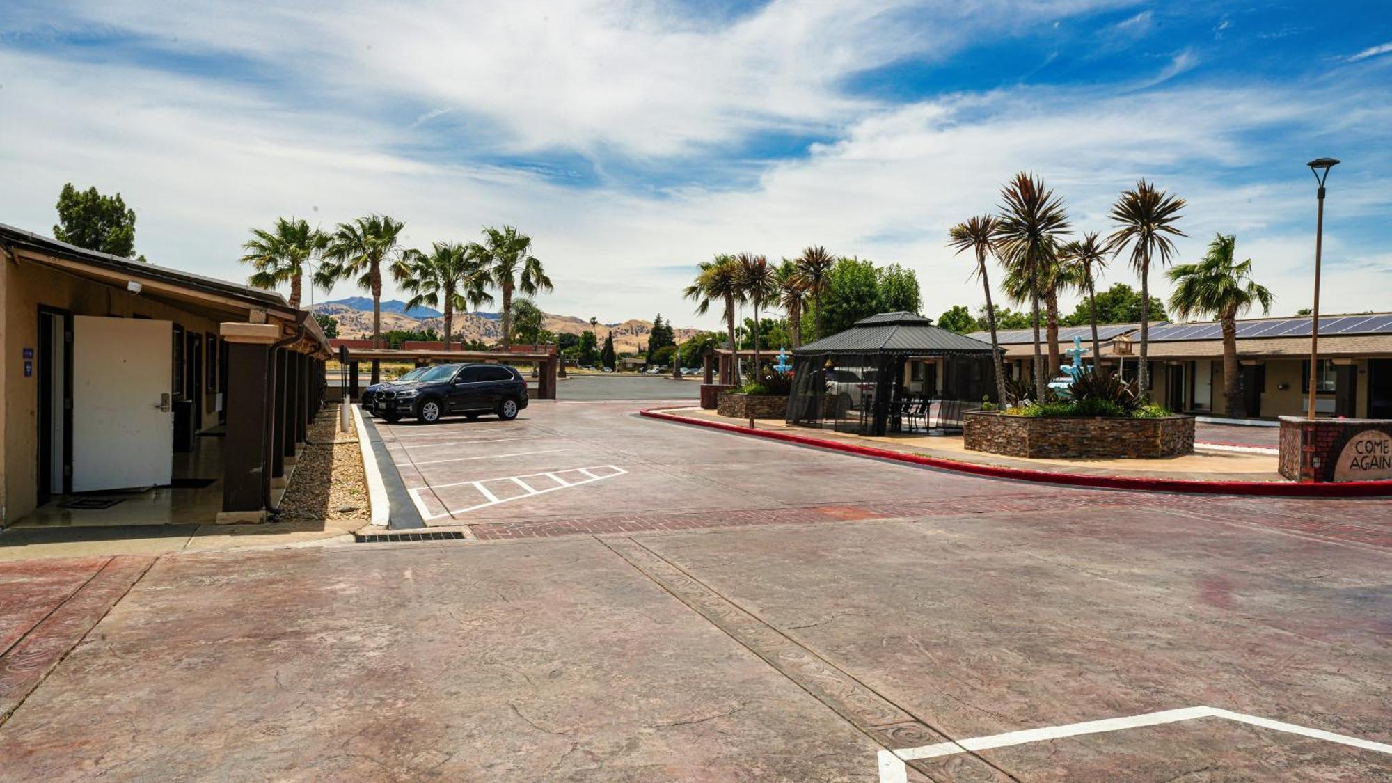 Americas Best Value Inn, אנטיוך מראה חיצוני תמונה