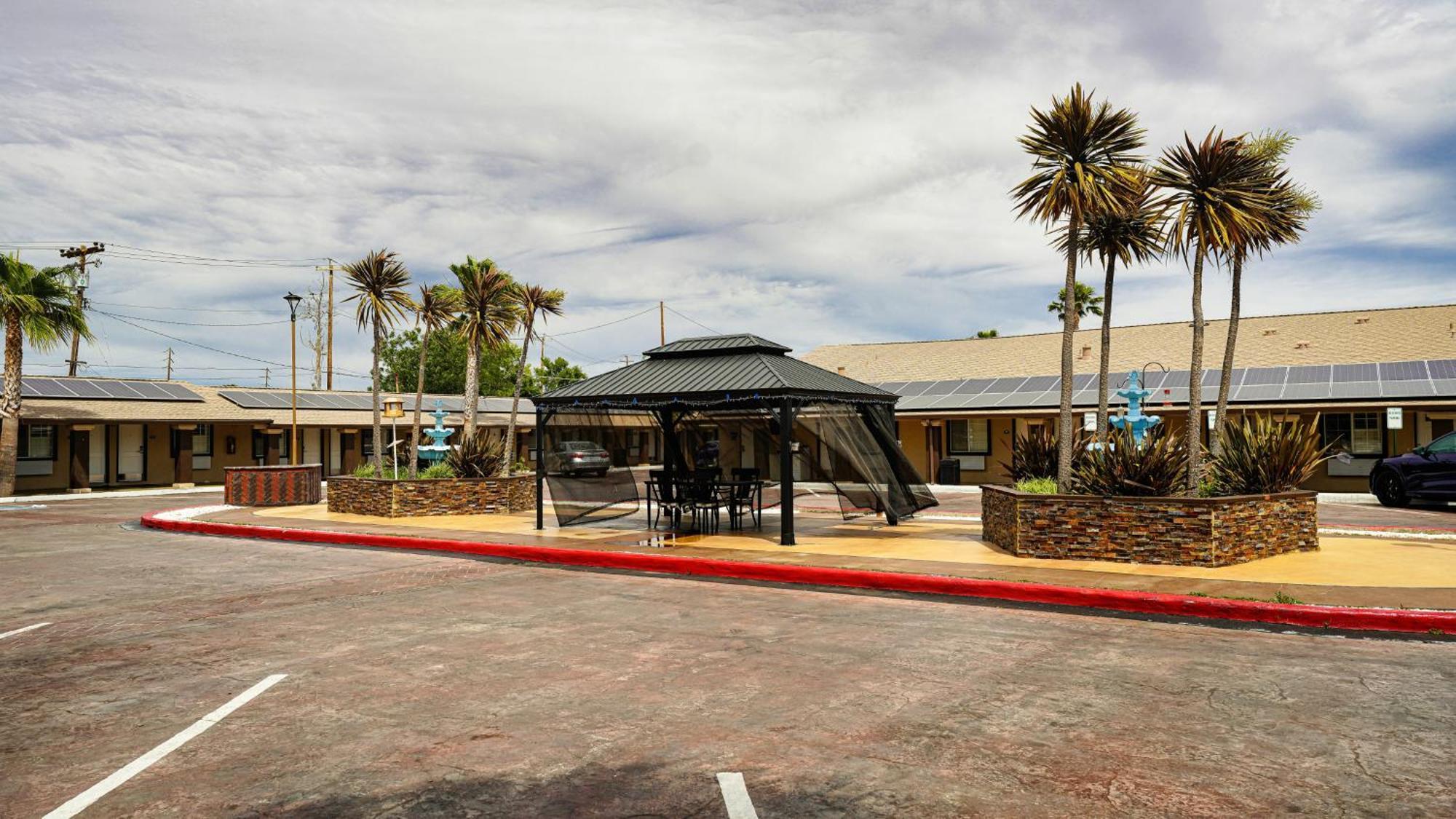 Americas Best Value Inn, אנטיוך מראה חיצוני תמונה