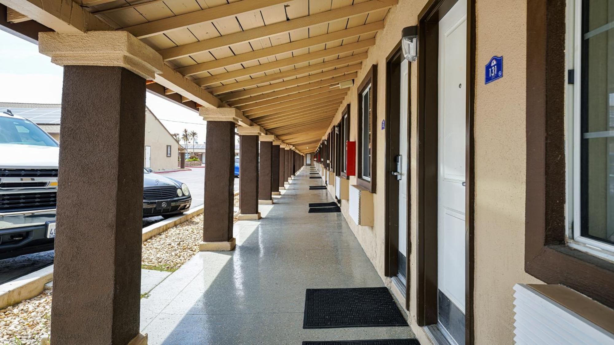 Americas Best Value Inn, אנטיוך מראה חיצוני תמונה