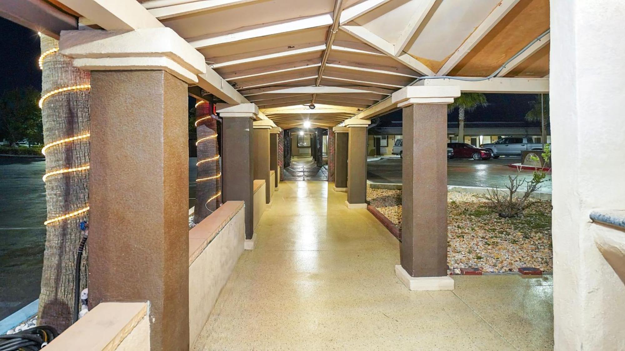 Americas Best Value Inn, אנטיוך מראה חיצוני תמונה
